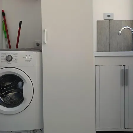 Apartament House Gloglo